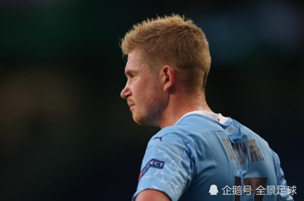 世体：施洛特贝克仍犹豫与多特续约，皇马与巴萨将争夺他